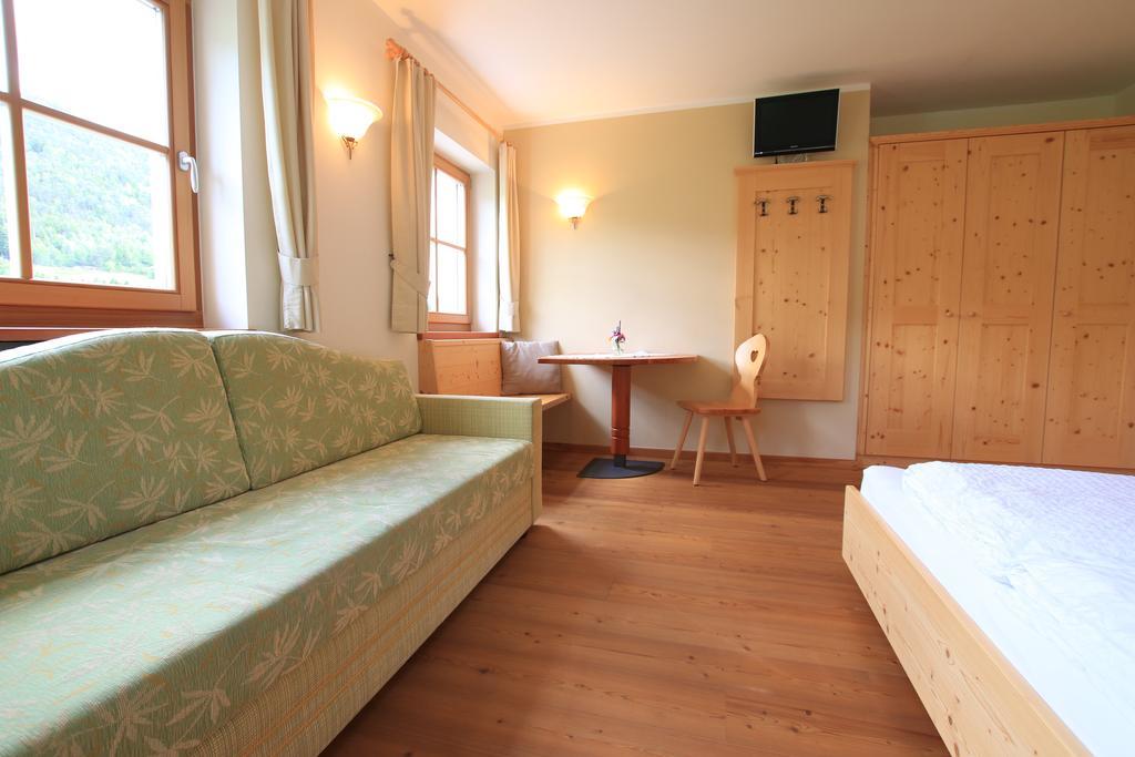 Paalhof Apartment Кастелрото Екстериор снимка